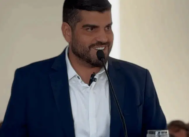 Prefeito Leomar participou da inauguração da nova sede da Câmara em Belém do Brejo do Cruz